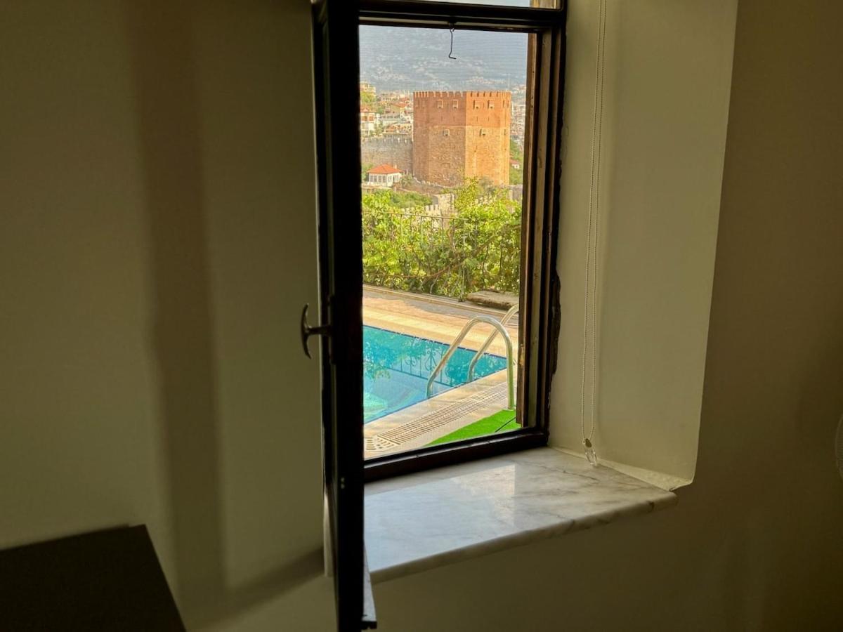 Luna Sea View With Private Pool Apartament